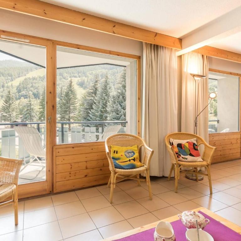 Appartement lumineux 3 pièces proche télécabine et commerces avec piscine chauffée - Appartement 2 Chambres - 8