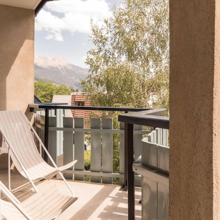 Appartement lumineux 3 pièces proche télécabine et commerces avec piscine chauffée - Appartement 2 Chambres - 12