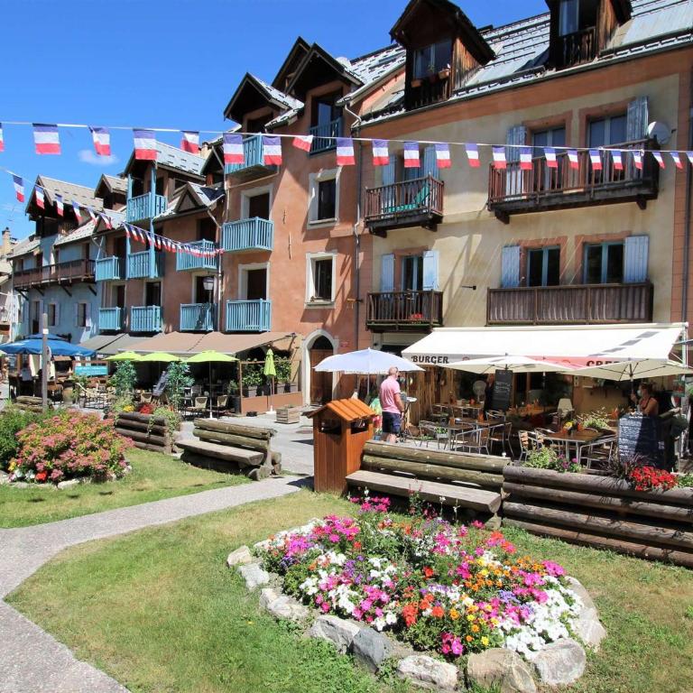Appartement lumineux 3 pièces proche télécabine et commerces avec piscine chauffée - Appartement 2 Chambres - 15