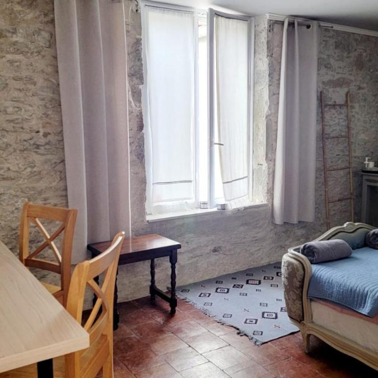 découvrez une ancienne maison de drapier du XVII siecle au coeur de bastide - Studio-Apartment - 13