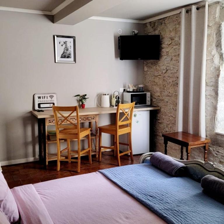 découvrez une ancienne maison de drapier du XVII siecle au coeur de bastide - Studio-Apartment - 14