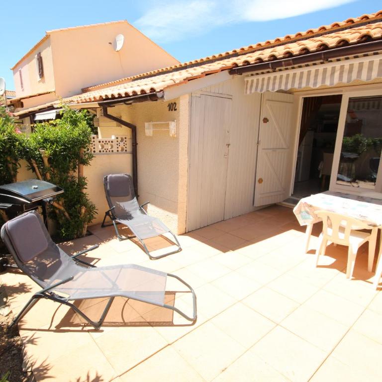 Belle villa 5 couchages terrasse Sud parking dans résidence sécurisée piscine commune 400m de la mer LRJP102 - Maison 2 Chambres - 12