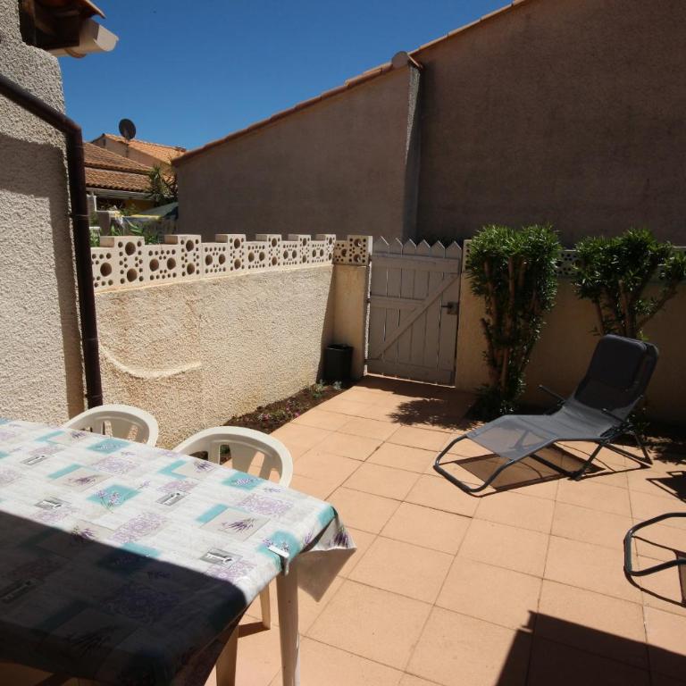 Belle villa 5 couchages terrasse Sud parking dans résidence sécurisée piscine commune 400m de la mer LRJP102 - Maison 2 Chambres - 2