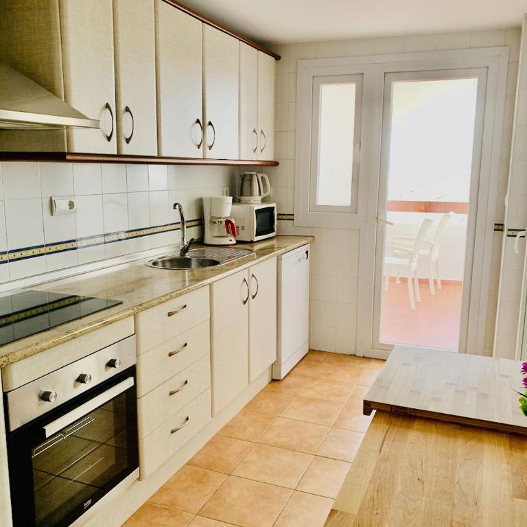Penthouse mit private Dachterrasse und Blick auf das Meer, Berge ,Hafen - Apartamento de 2 dormitorios - 13