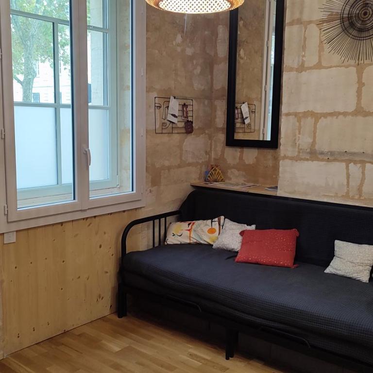Charmant studio rénové et climatisé - Apartment mit 1 Schlafzimmer - 3