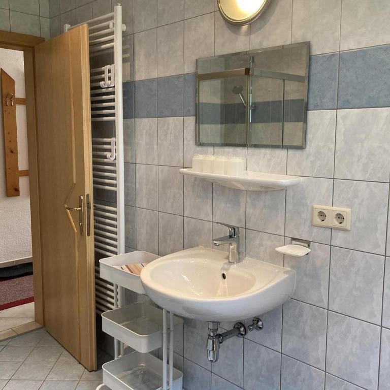 Margit Eberharter - Apartment mit 1 Schlafzimmer und Dusche - 10