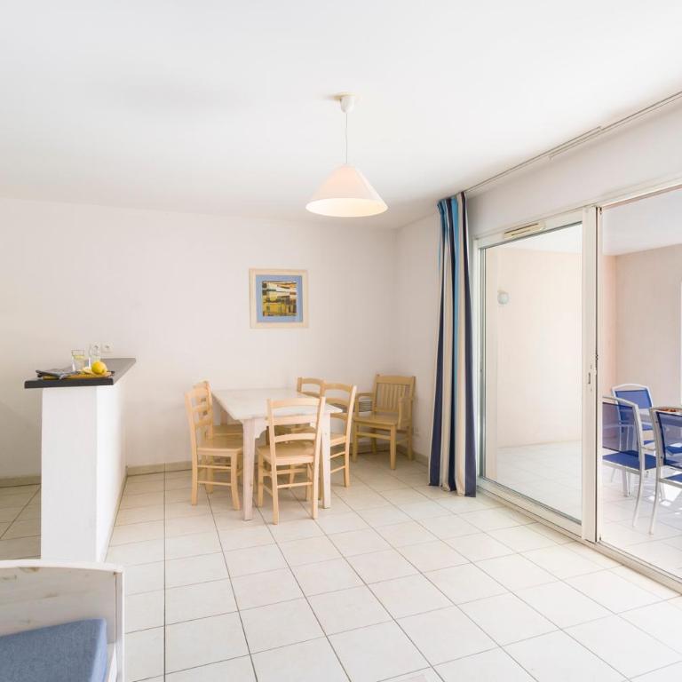 Garden & City Six-Fours-les-Plages - Appartement 2 Pièces/Cabine - 6 Personnes - 2