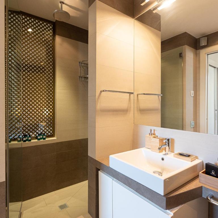 Amazing Via Nazionale 2 - Appartamento con 2 Camere da Letto - 43