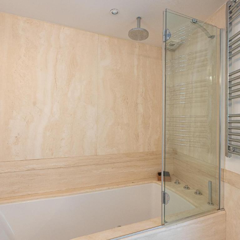 Amazing Via Nazionale 2 - Appartamento con 2 Camere da Letto - 23