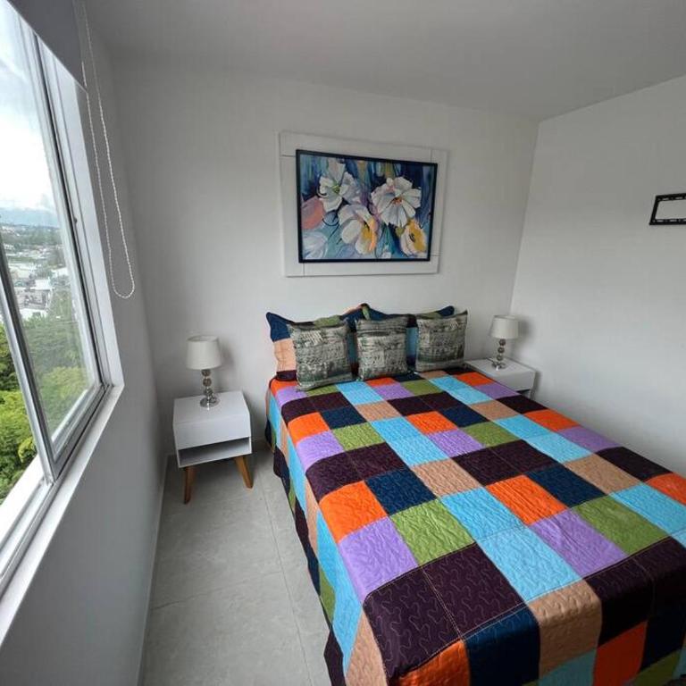 HERMOSO APTO CON VISTA a LAS MONTAÑAS DEL QUINDÍO CERCA de TODO - Apartamento de 2 dormitorios - 30