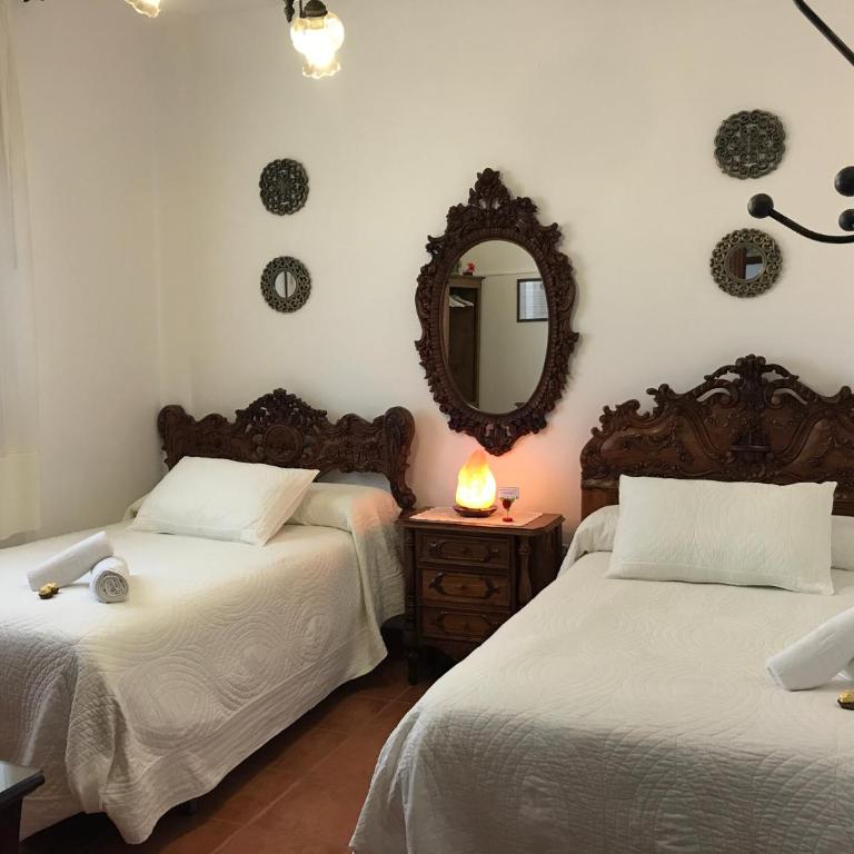 Casa Pedro - Standard Twin Room with Shared Bathroom - 1