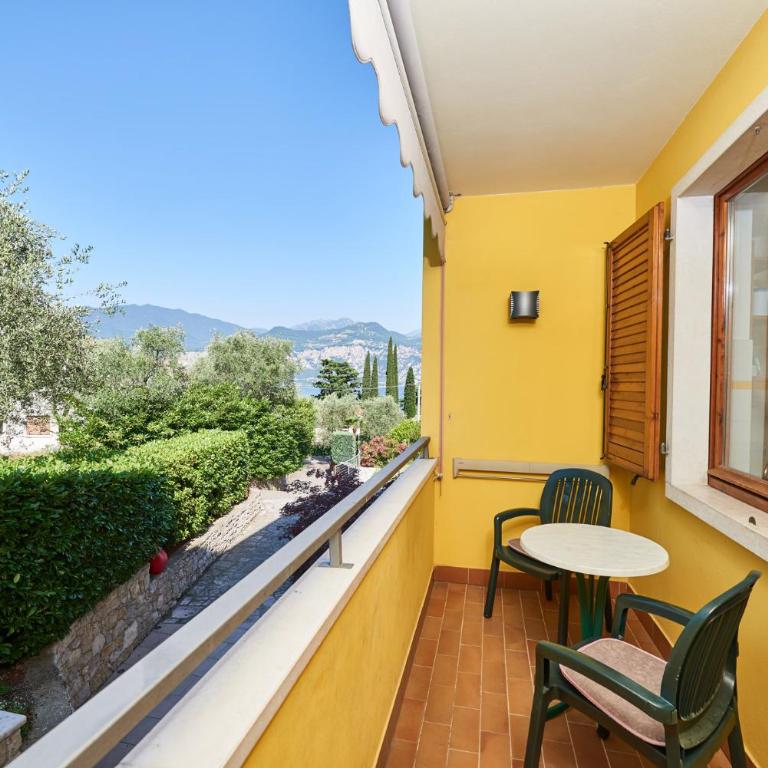 Hotel Vacanze 2000 - Adults Only - Ampia Camera Matrimoniale - 3