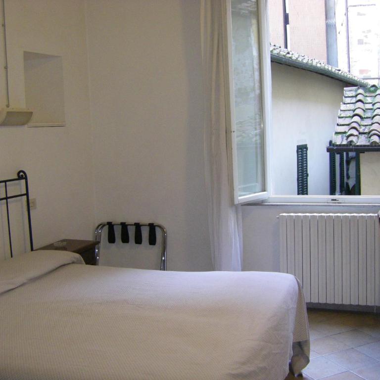 Albergo Cannon d'Oro - Camera Matrimoniale/Doppia con Letti Singoli - 1