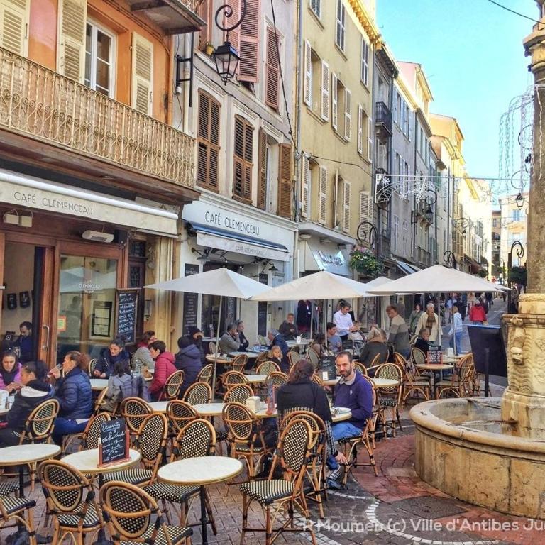 Les Violettes 3 pièces centre ville Antibes - Apartment mit 2 Schlafzimmern - 20