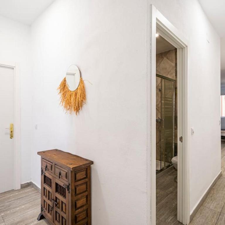 Tranquilo apartamento en Principe Pío/Pza de España FLOR - Three-Bedroom Apartment - 21
