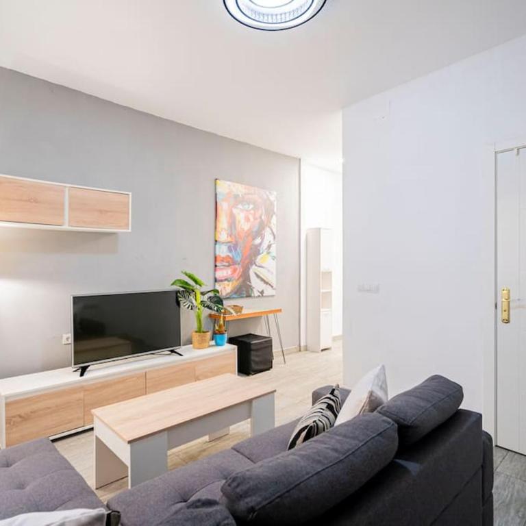 Tranquilo apartamento en Principe Pío/Pza de España FLOR - Three-Bedroom Apartment - 24