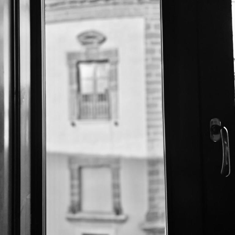 Atenea Luxury Suites - Atenea Collection - Camera Matrimoniale Deluxe con Balcone - 4