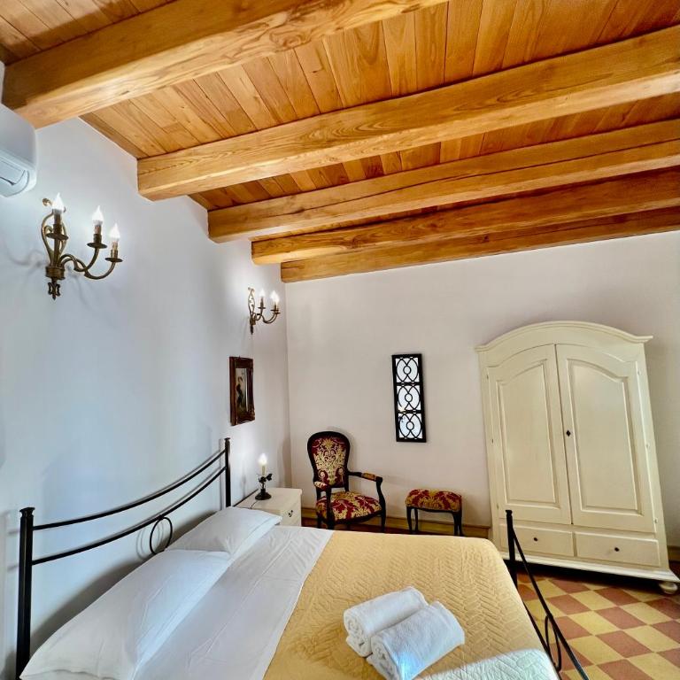 Atenea Luxury Suites - Atenea Collection - Camera Matrimoniale Superior - 3