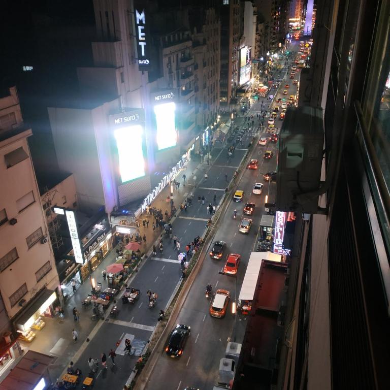 4 Ventanales sobre la Avenida Corrientes - One-Bedroom Apartment - 18