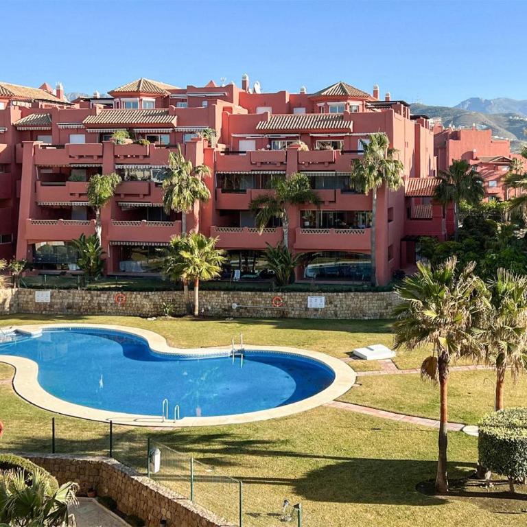 Gorgeous Apartment In Torrox Costa With Wifi - Apartamento de 3 dormitorios - 2