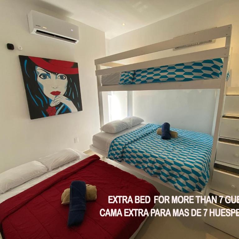 Casa Rosa Smart House - Three-Bedroom House - 13