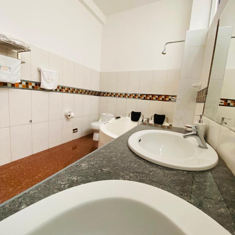 Hotel Las Palmeras - Suite - 10