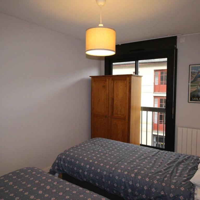 T2 Rénové Bagnères-de-Luchon - 2/4 Pers - Balcon - FR-1-313-211 - Apartment - 16