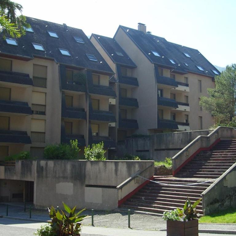 T2 Rénové Bagnères-de-Luchon - 2/4 Pers - Balcon - FR-1-313-211 - Apartment - 18