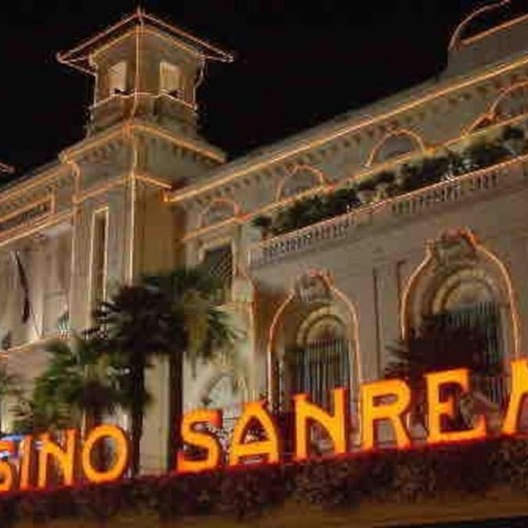 APPARTAMENTO DI CHARME NEL CUORE DI SANREMO - Appartamento con 1 Camera da Letto - 32