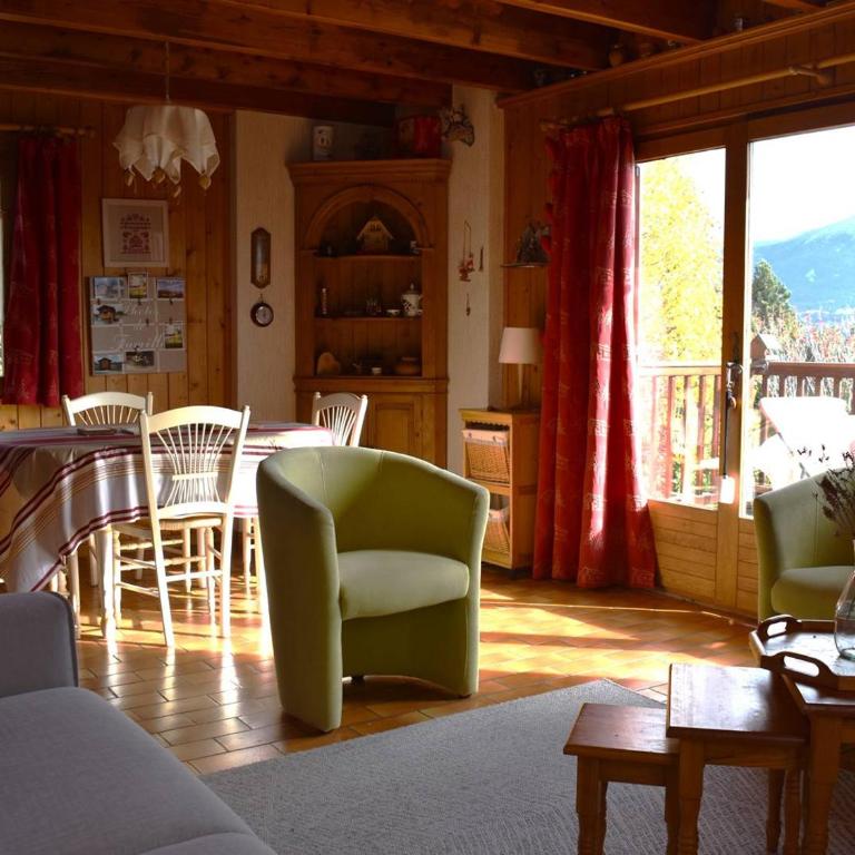 Chalet 4 Faces Sud avec Terrasse à 800m du Centre - Chalet 3 Chambres - 2