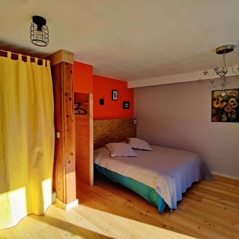 Chalet Ailleurs Appartement à Molines en Queyras - Appartement 2 Chambres - 3
