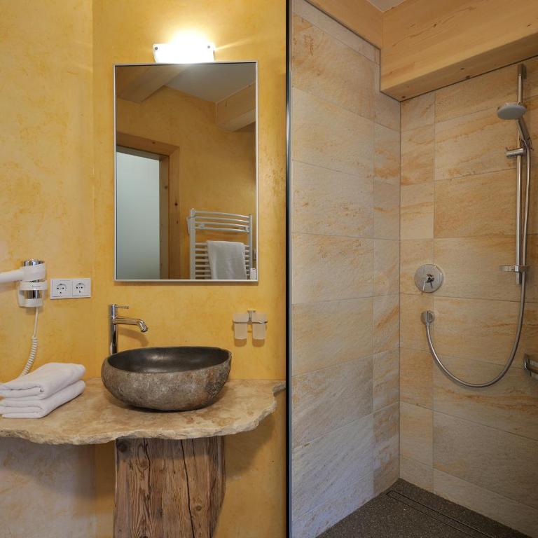 UR-NATUR Appartements - Apartment mit 2 Schlafzimmern und Sauna - 9