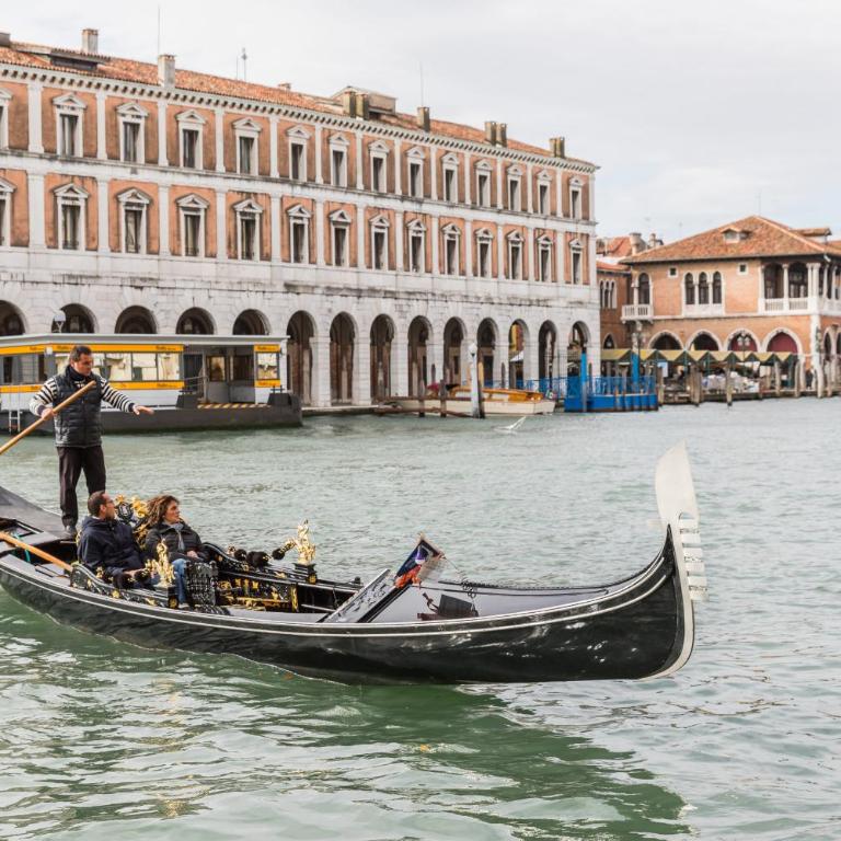 Ca' Giulia Grand Canal view next to Rialto Bridge - Two-Bedroom Apartment - 6