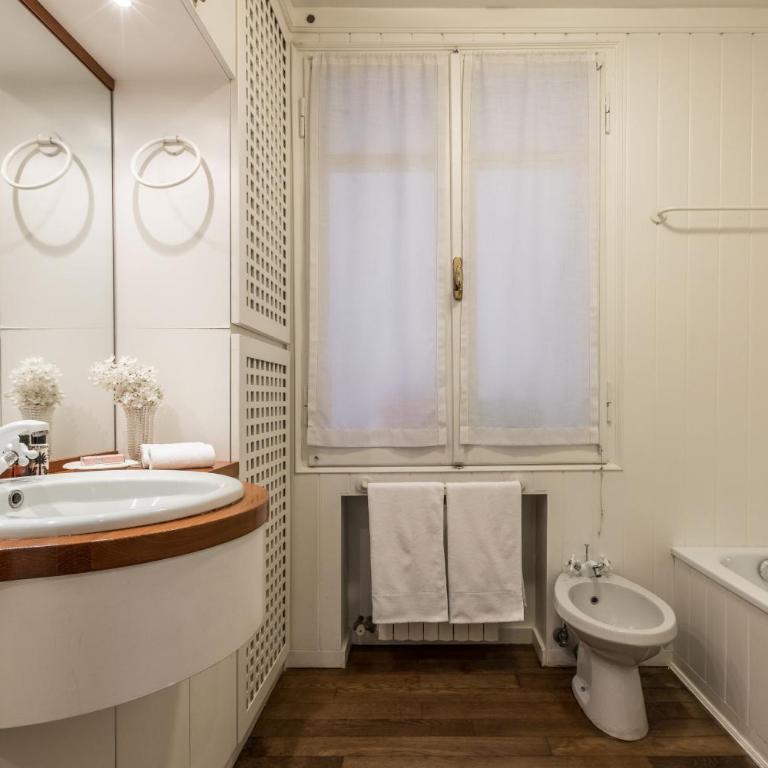 Ca' Giulia Grand Canal view next to Rialto Bridge - Two-Bedroom Apartment - 10