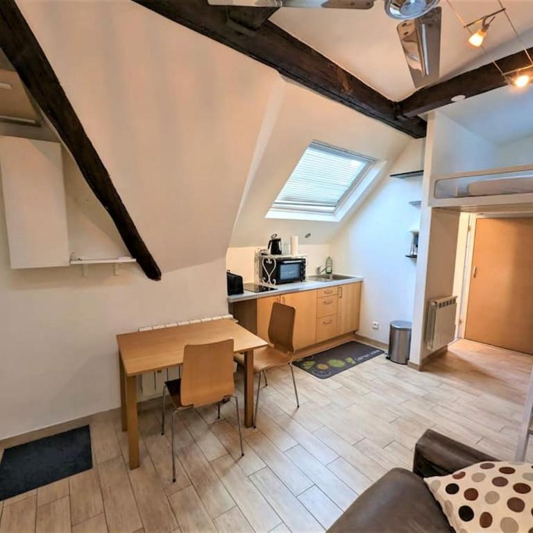 Châtelet, bd de Sebastopol - ID 348 - Studio Familial - 10