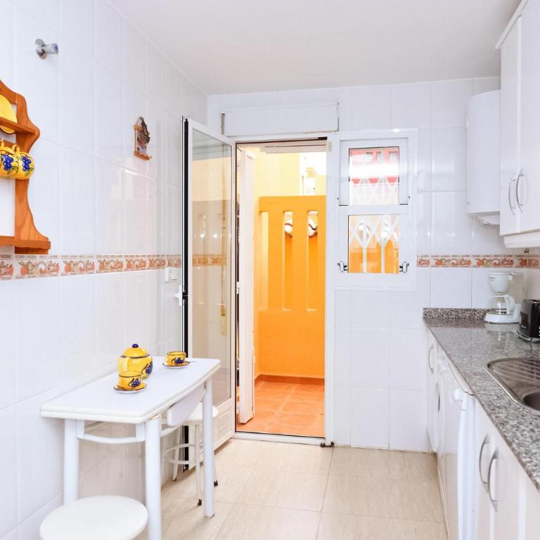 Cozy Apartment In Vera With Swimming Pool - Apartamento de 2 dormitorios - 21
