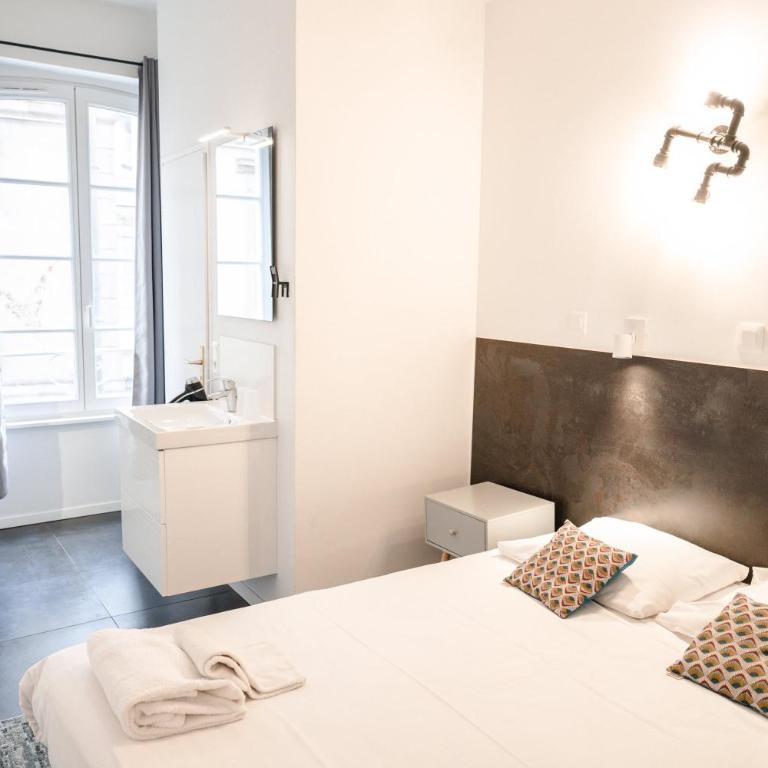 Hotel des Arts - Centre Cathédrale - Habitación Doble Clásica - 20