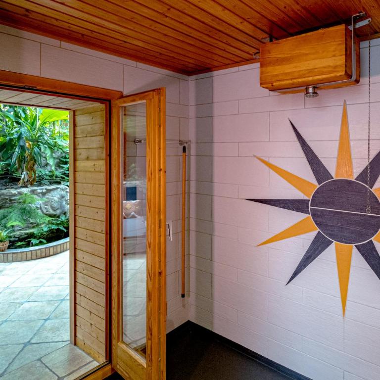 Traditional Chalet au calme avec hamman, sauna, jardins acceuillants et spacieux à l'intérieur et extérieur - Superior Chalet - 17