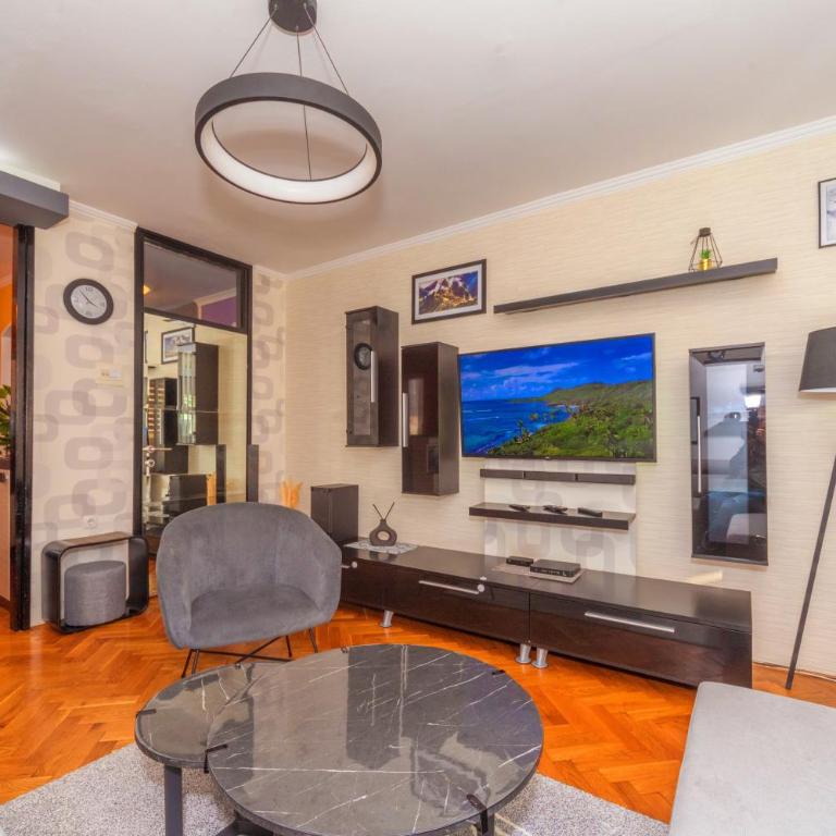 Beni Apartment - One-Bedroom Apartment - 3