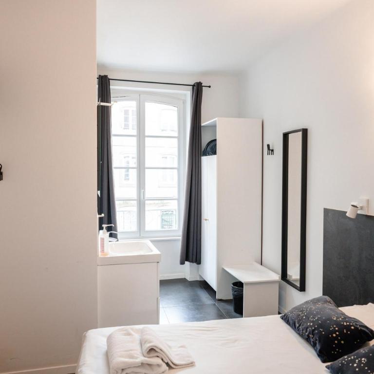 Hotel des Arts - Centre Cathédrale - Habitación Doble Clásica - 30