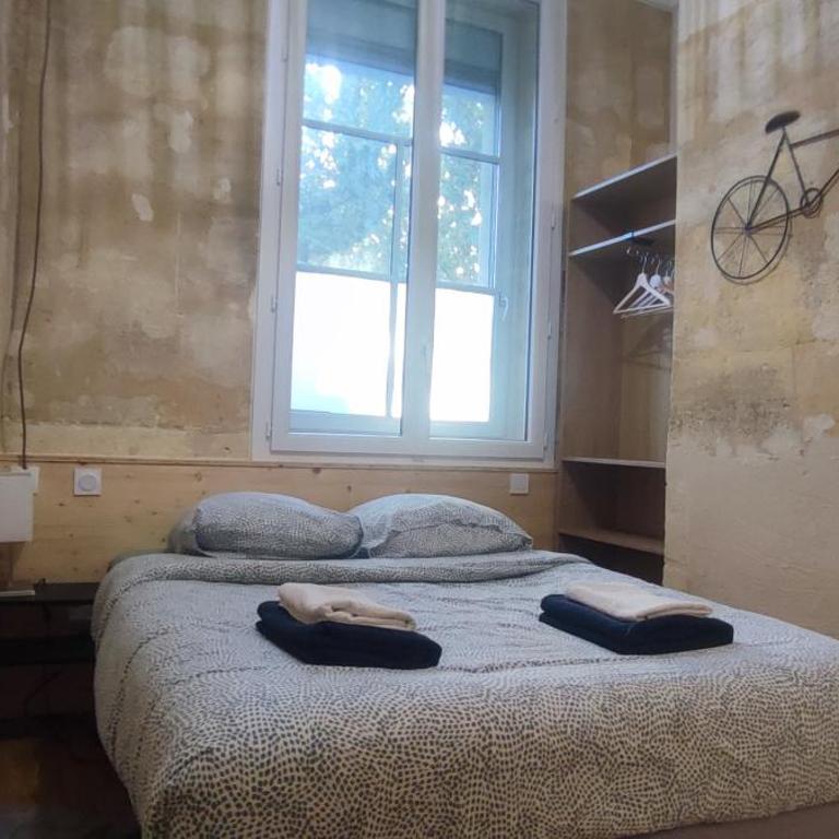Charmant studio rénové et climatisé - Apartment mit 1 Schlafzimmer - 1