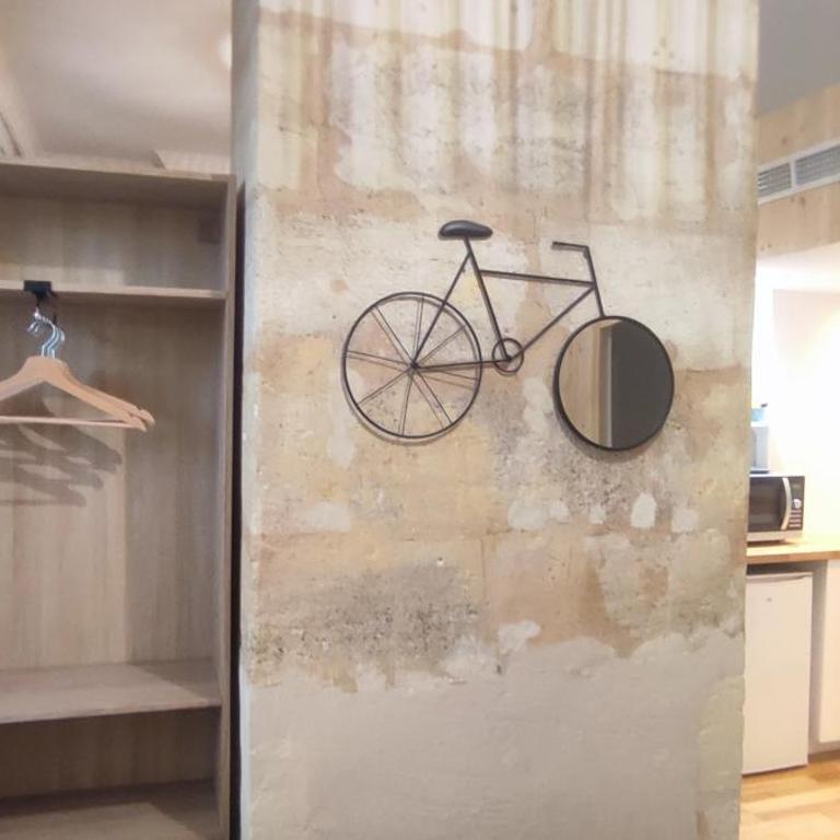 Charmant studio rénové et climatisé - Apartment mit 1 Schlafzimmer - 19