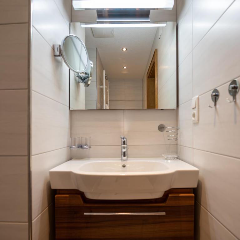 Apart Harmonie - Apartment mit Balkon - 4