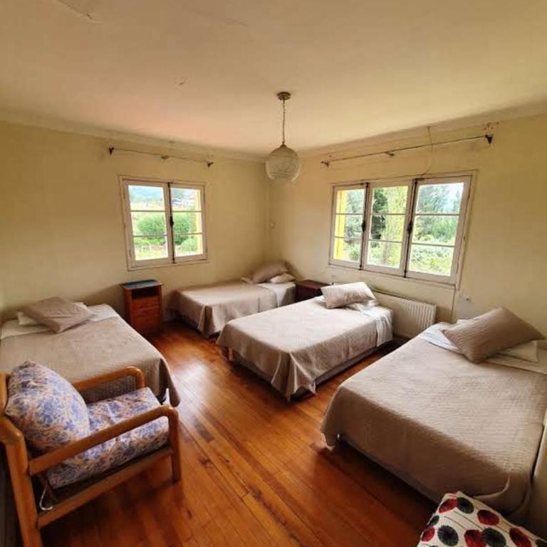 Resort Amanda - Six-Bedroom House - 10