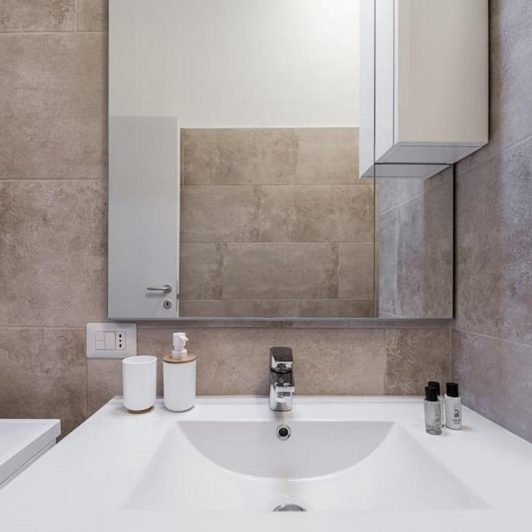 [Linate Airport] Elegant Suite,Tram 1 minute away - Appartamento con 1 Camera da Letto - 10