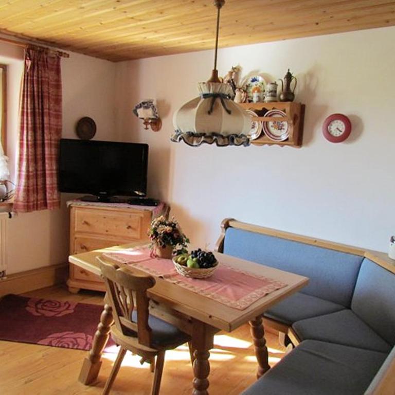 Ferienhaus Wolfenstetter - Apartment mit Terrasse - 4