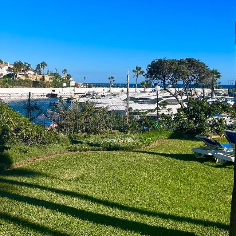 FASCINANTE Hogar en Cabo Pino en MARBELLA - Two-Bedroom Apartment - 79