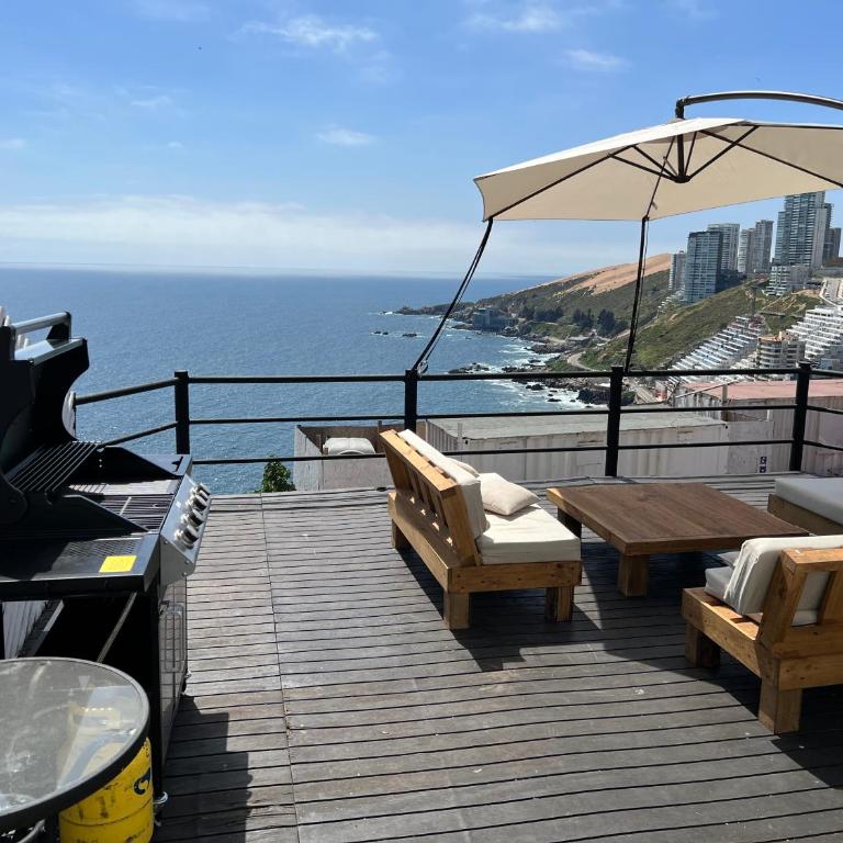 Linda casa con terraza y vista al mar - Five-Bedroom House - 7