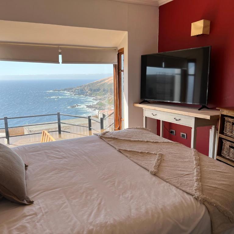 Linda casa con terraza y vista al mar - Five-Bedroom House - 22