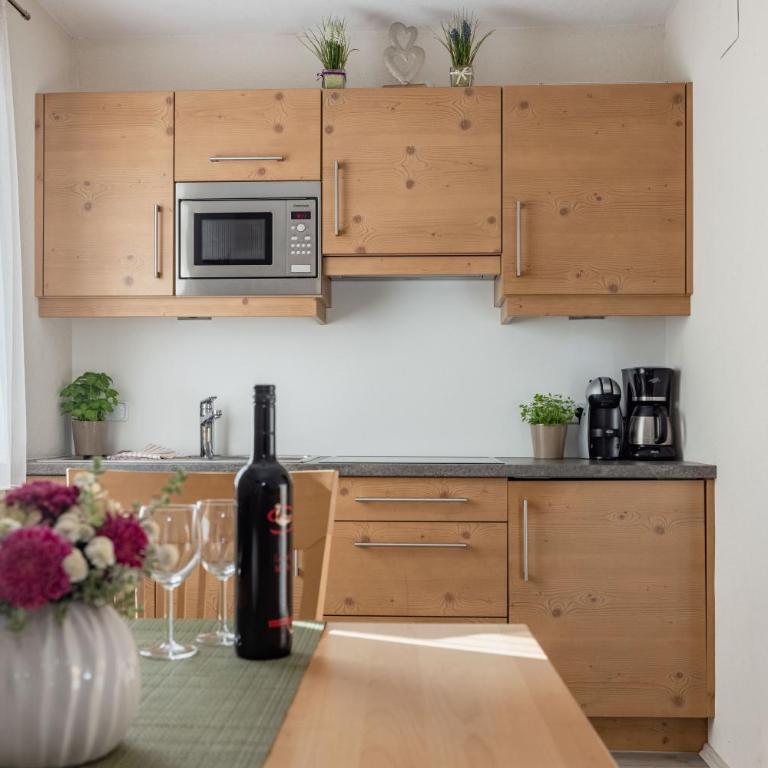 Gästehaus Nassfeld - Apartment mit 3 Schlafzimmern - 1